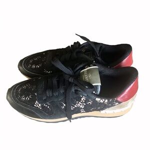 VALENTINO GARAVANI, LACERUNNER SNEAKERS.